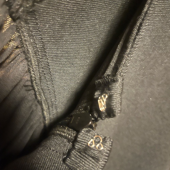 NWT Bella Barnett Arabella one shoulder bondage dress black/gold - XL - Picture 8 of 13